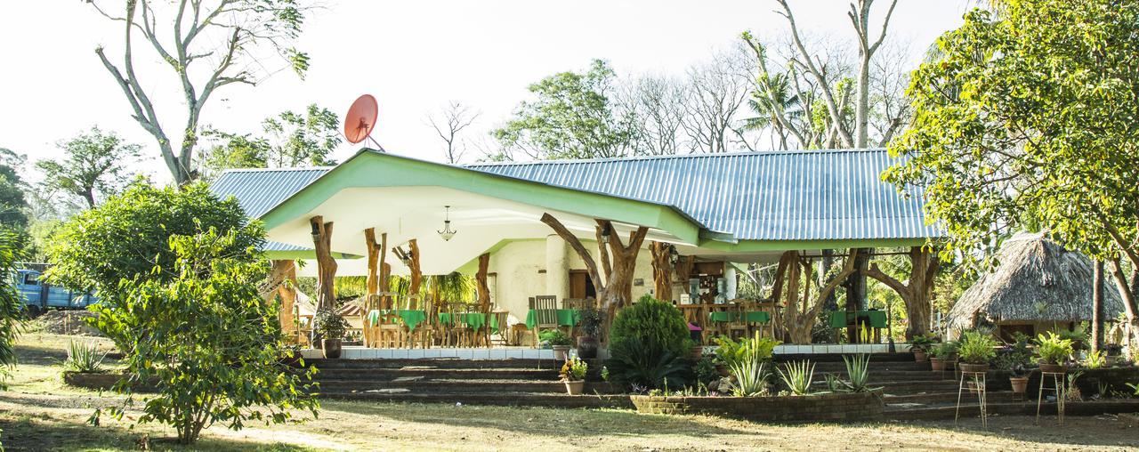 Hostal Y Restaurante Rancho Merida Exterior photo