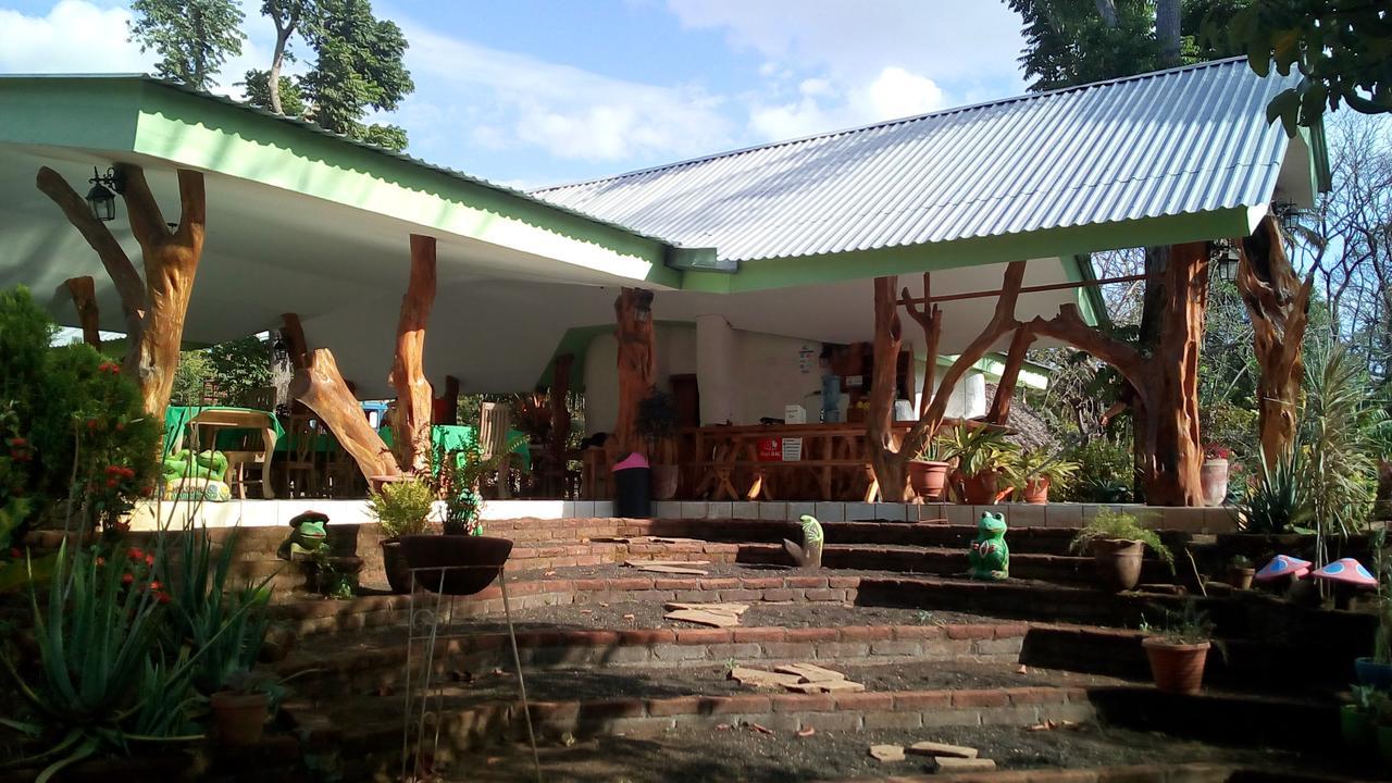 Hostal Y Restaurante Rancho Merida Exterior photo