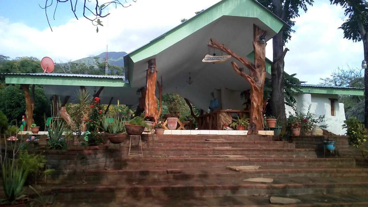 Hostal Y Restaurante Rancho Merida Exterior photo
